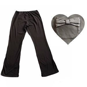 Workout Pants with Bow Pockets